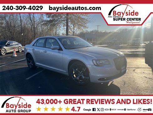 Used 2023 Chrysler 300 S image 1