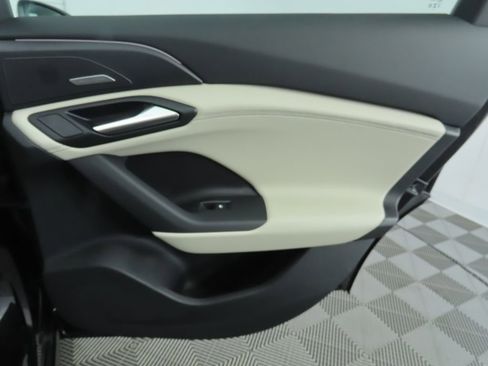 Used 2025 Audi A6 e-tron Premium Plus w/ Premium Plus image 29