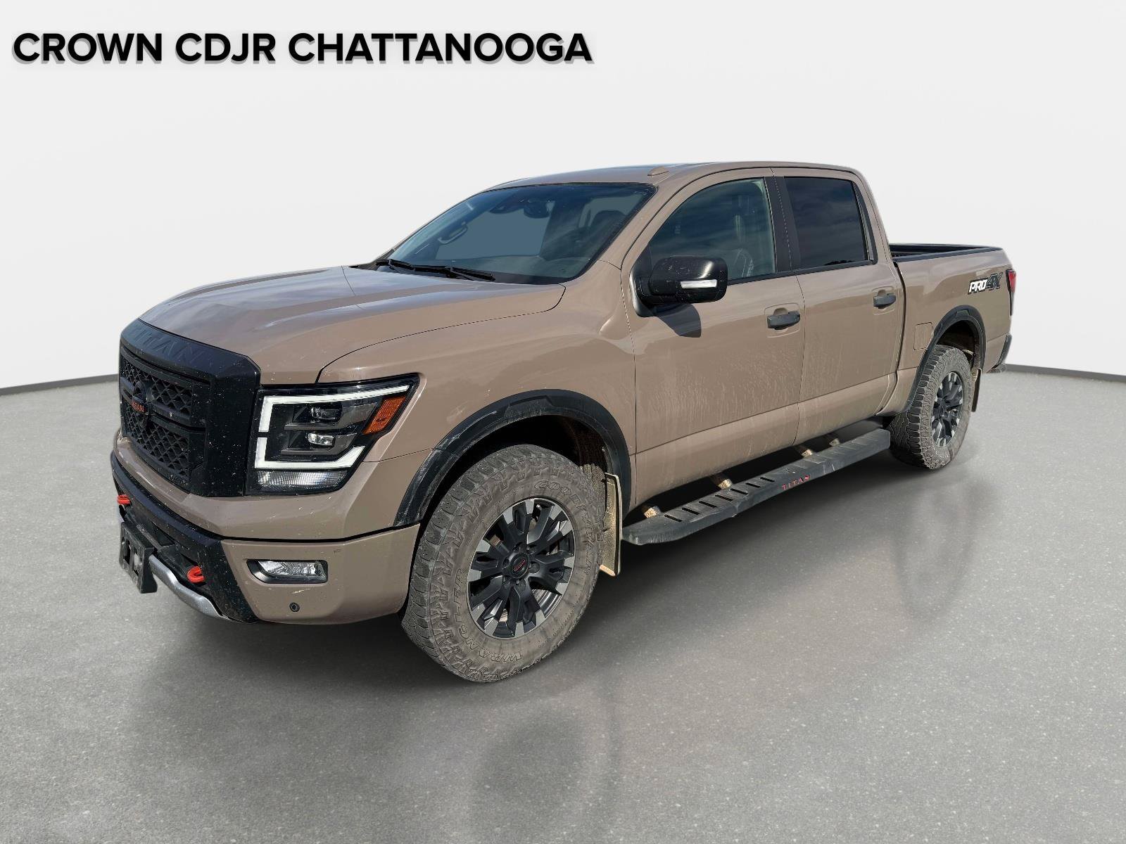 Used 2020 Nissan Titan PRO-4X w/ Pro-4x Convenience Package AWD/4WD image 1