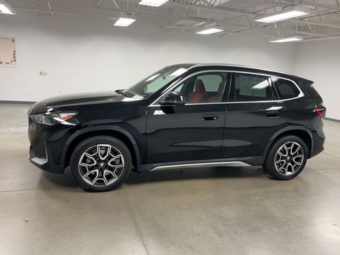 Certified 2025 BMW X1 xDrive28i w/ Convenience Package image 2