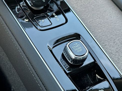 New 2026 Volvo XC90 B5 Plus w/ Protection Package image 23