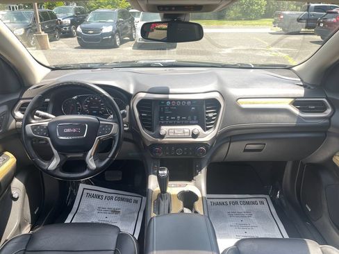 Used 2019 GMC Acadia Denali w/ Technology Package AWD/4WD image 17