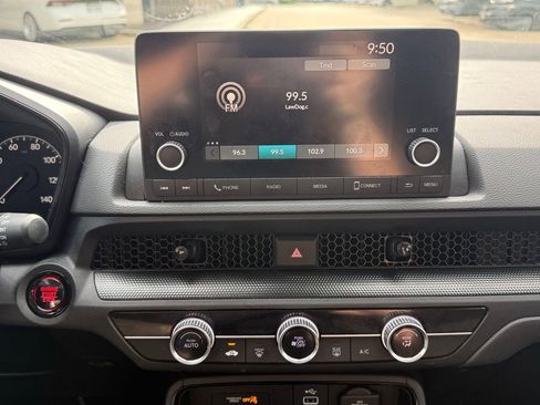 Used 2024 Honda CR-V LX image 16