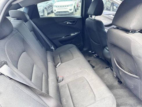 Used 2022 Chevrolet Malibu LS image 25
