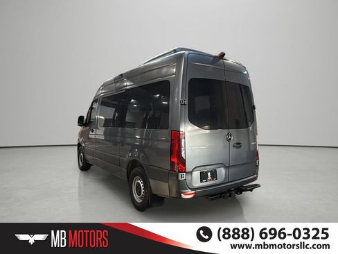 Used 2023 Mercedes-Benz Sprinter 2500 image 3