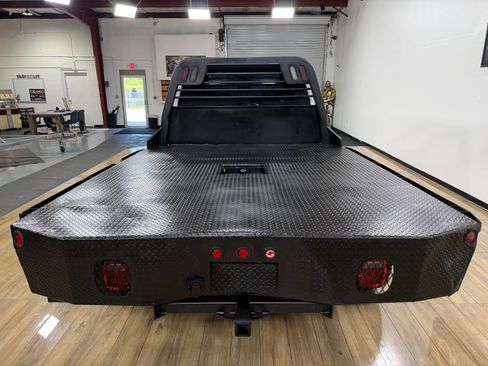 Used 2018 Ford F350 XL w/ Power Equipment Group image 6