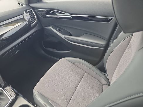 New 2026 Kia Seltos S FWD image 16