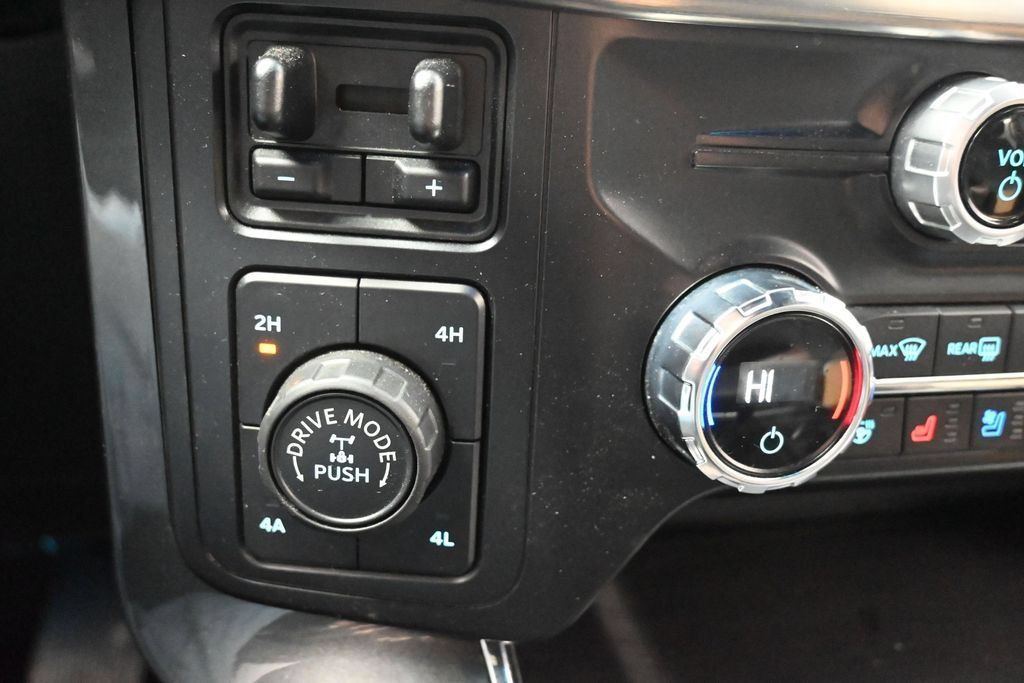 Used 2021 Ford F150 Lariat w/ Equipment Group 502A High AWD/4WD image 21
