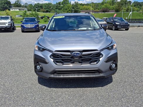 Used 2024 Subaru Crosstrek 2.0i Premium AWD/4WD image 2