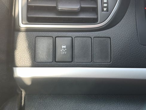 Used 2015 Toyota Camry SE FWD image 15