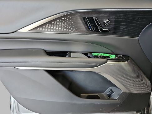 New 2026 Cadillac Lyriq V AWD/4WD image 27