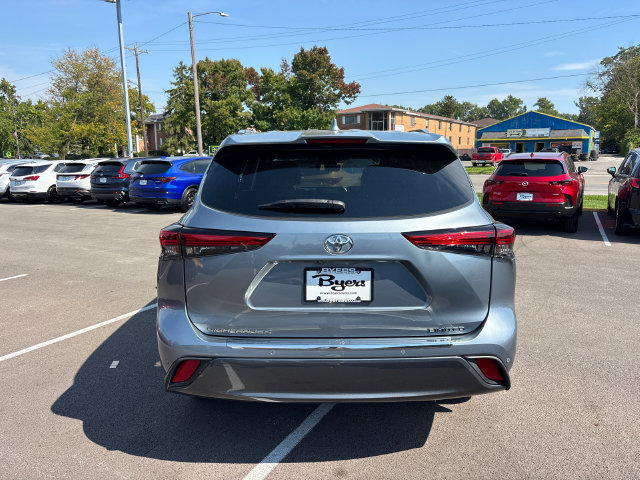 Used 2021 Toyota Highlander Limited FWD image 32