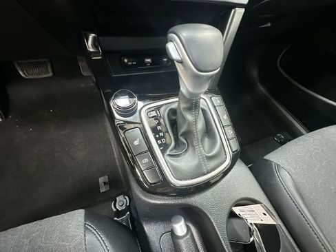 Certified 2025 Kia Seltos X-Line image 22