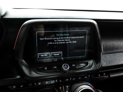 Used 2017 Chevrolet Camaro LT image 32