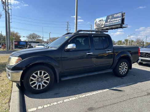 Used 2010 Nissan Frontier LE w/ LE Value Truck Pkg image 7