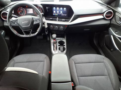 Used 2024 Chevrolet Trax RS w/ Driver Confidence Package image 19