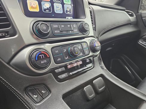 Used 2019 Chevrolet Tahoe LT image 29