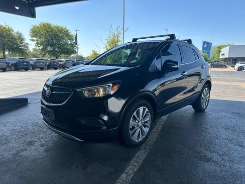 Used 2018 Buick Encore Preferred FWD image 3