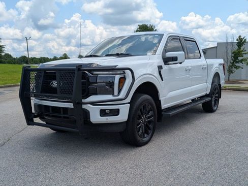 Used 2025 Ford F150 Lariat w/ Equipment Group 502A High AWD/4WD image 3