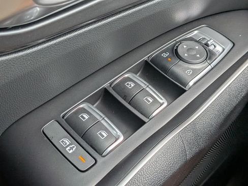 New 2026 Kia Sorento LX FWD image 25