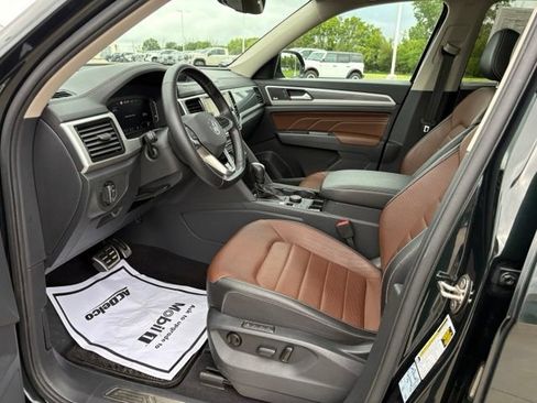 Used 2021 Volkswagen Atlas SEL Premium w/ MDO Package (Bench Seat) AWD/4WD image 10