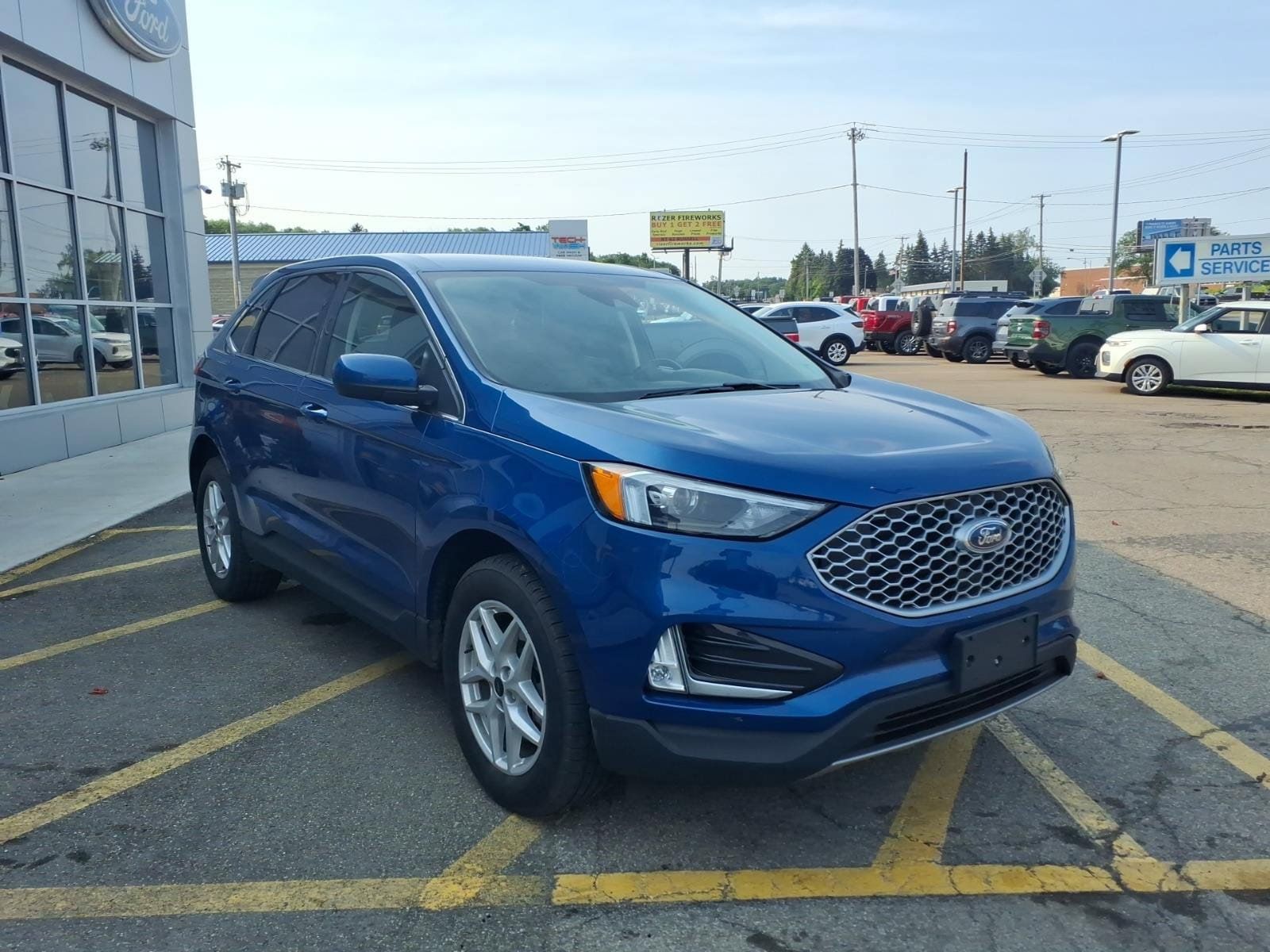 Used 2023 Ford Edge SEL w/ Convenience Package AWD/4WD image 8