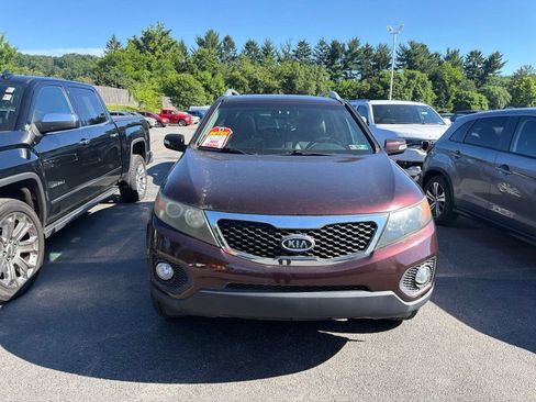 Used 2011 Kia Sorento EX w/ Premium Pkg AWD/4WD image 2