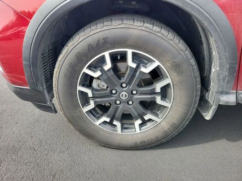 Used 2020 Nissan Pathfinder SL image 18