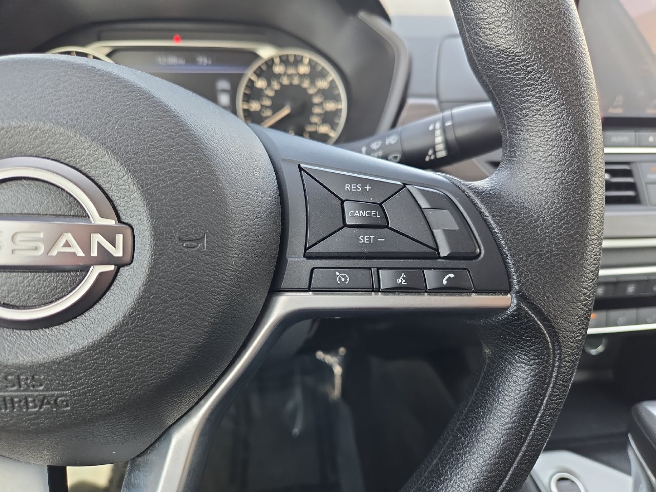 Certified 2025 Nissan Altima 2.5 SV FWD image 18