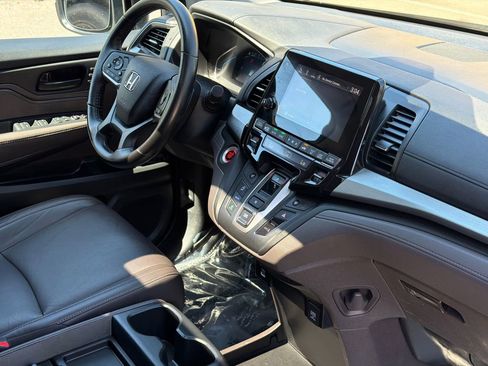 Used 2021 Honda Odyssey EX-L image 10