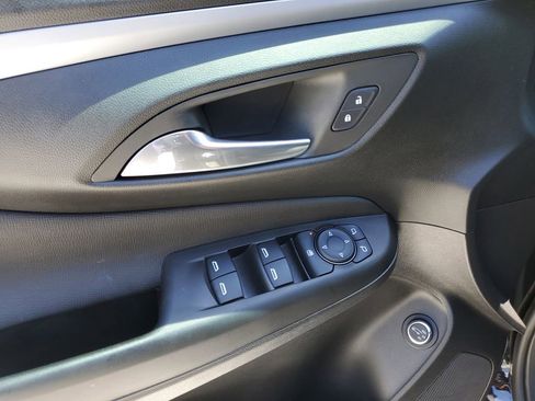 Used 2025 Buick Envista Preferred w/ Convenience I Package FWD image 18