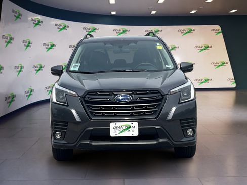 Used 2024 Subaru Forester Limited image 2