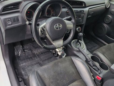 Used 2013 Scion tC FWD image 11