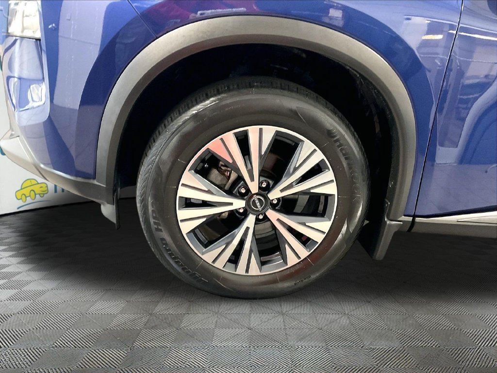 Certified 2023 Nissan Rogue SV w/ SV Premium B Package AWD/4WD image 7