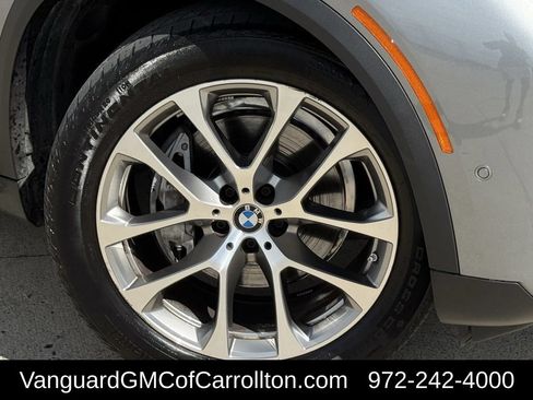 Used 2025 BMW X5 xDrive40i w/ Climate Comfort Package AWD/4WD image 46
