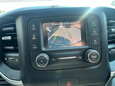 Used 2019 RAM 1500 Big Horn AWD/4WD image 24