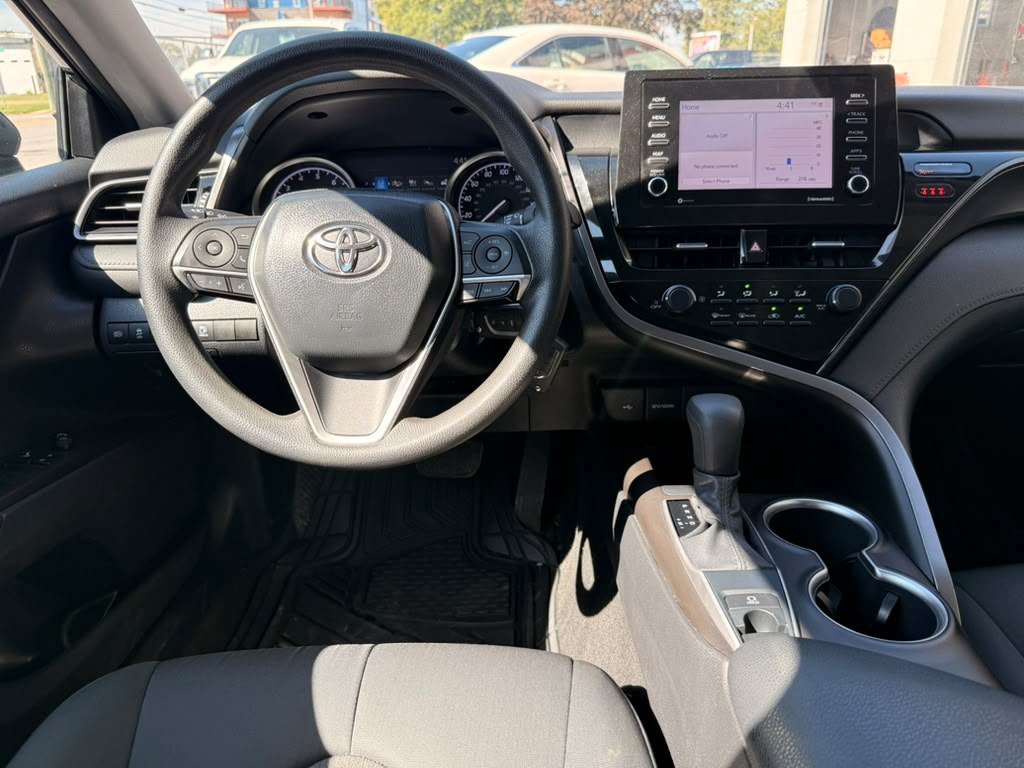 Used 2021 Toyota Camry LE AWD/4WD image 22