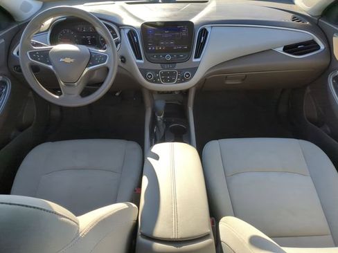 Used 2024 Chevrolet Malibu LT image 15