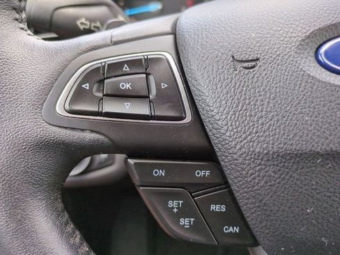 Certified 2017 Ford Escape Titanium FWD image 26