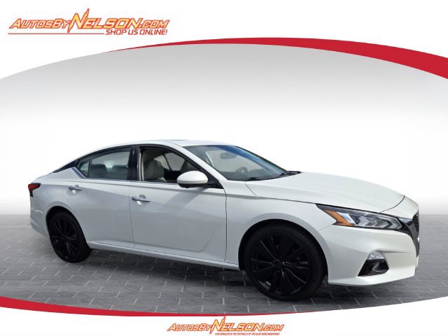 Used 2022 Nissan Altima 2.5 Platinum AWD/4WD image 1