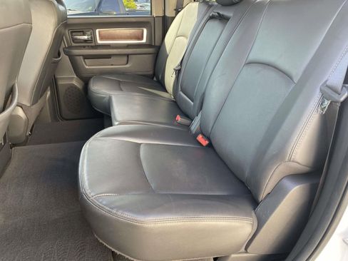 Used 2011 RAM 1500 Laramie AWD/4WD image 12