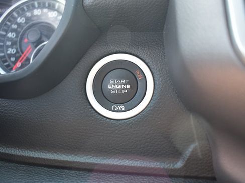 Used 2021 RAM 1500 Big Horn AWD/4WD image 31