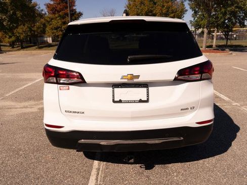 Used 2023 Chevrolet Equinox LT w/ LPO, Floor Liner Package image 4
