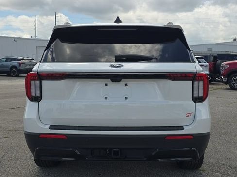 Used 2026 Ford Explorer ST-Line RWD image 4