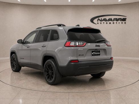 Used 2023 Jeep Cherokee Altitude Lux AWD/4WD image 5