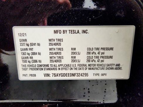 Used 2022 Tesla Model Y Long Range AWD/4WD image 24