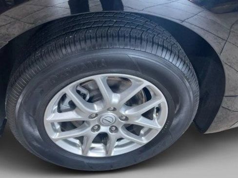 Used 2025 Chrysler Pacifica Select FWD image 14