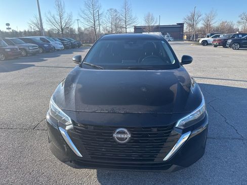 Used 2025 Nissan Sentra S image 2