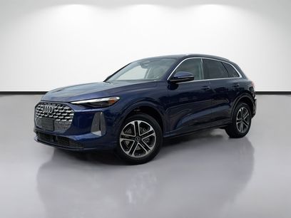 Used 2025 Audi Q5 Premium w/ Convenience Package