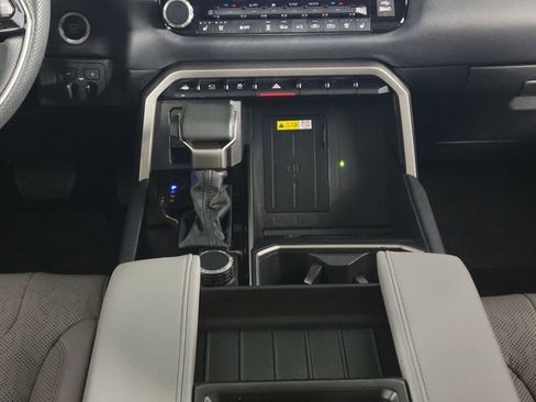 Used 2022 Toyota Tundra Limited image 26